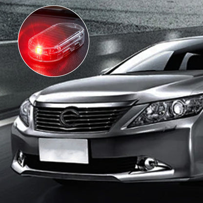 Aurinkoenergialla toimiva auton turvavalo (2 kpl)