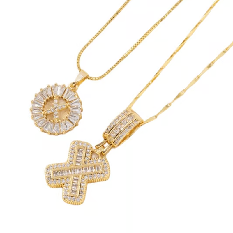 Kultainen Alphabet-riipus kaulakoru