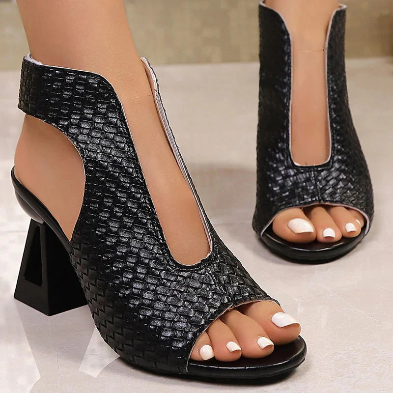 Tyylikkäät naisten peep-toe-korkosandaalit